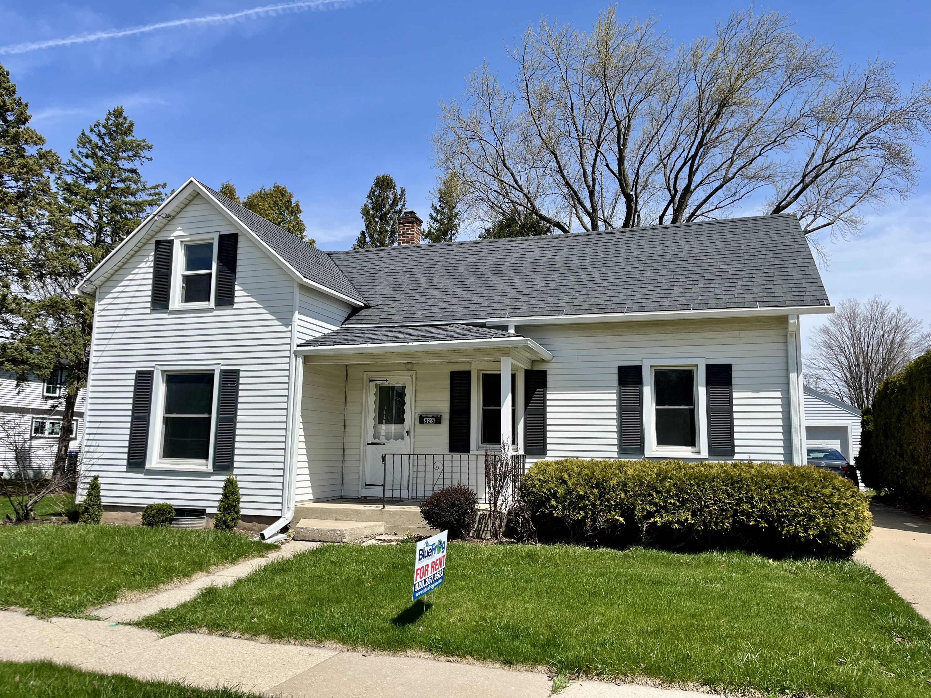 826 Cedar Street