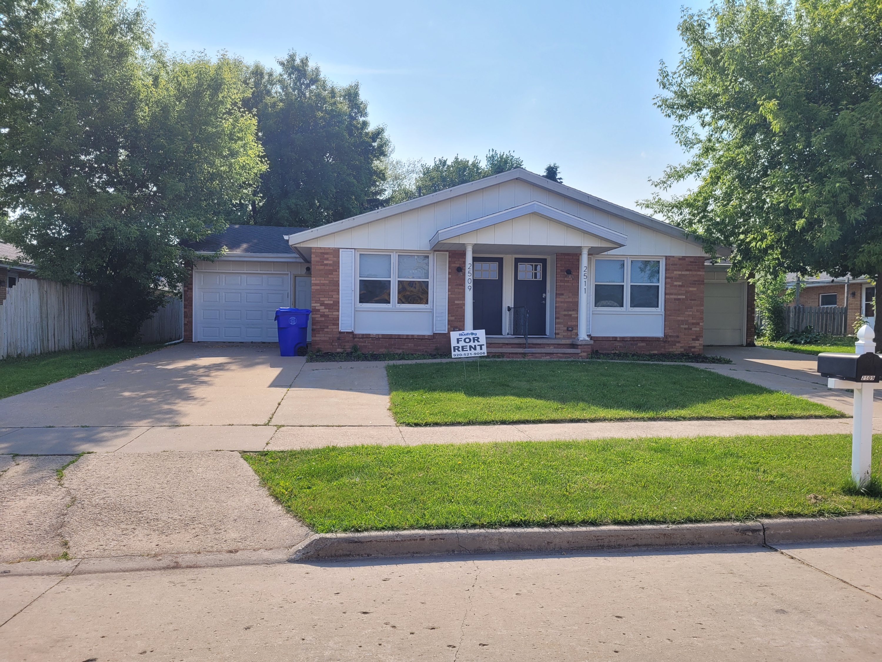 2509 / 2511 North Locust Street - 2509
