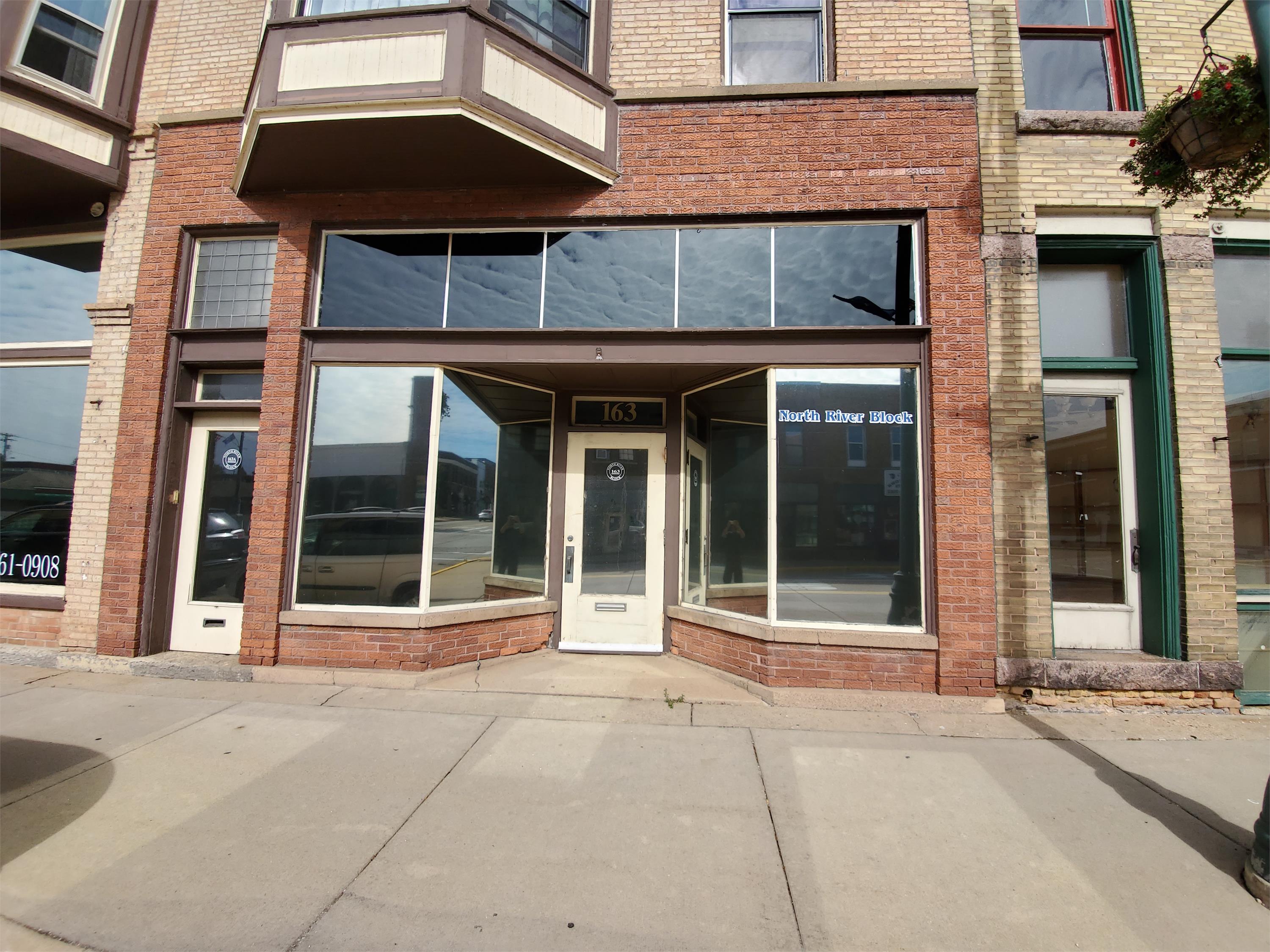 163 - 165 West Huron Street - 163 Com