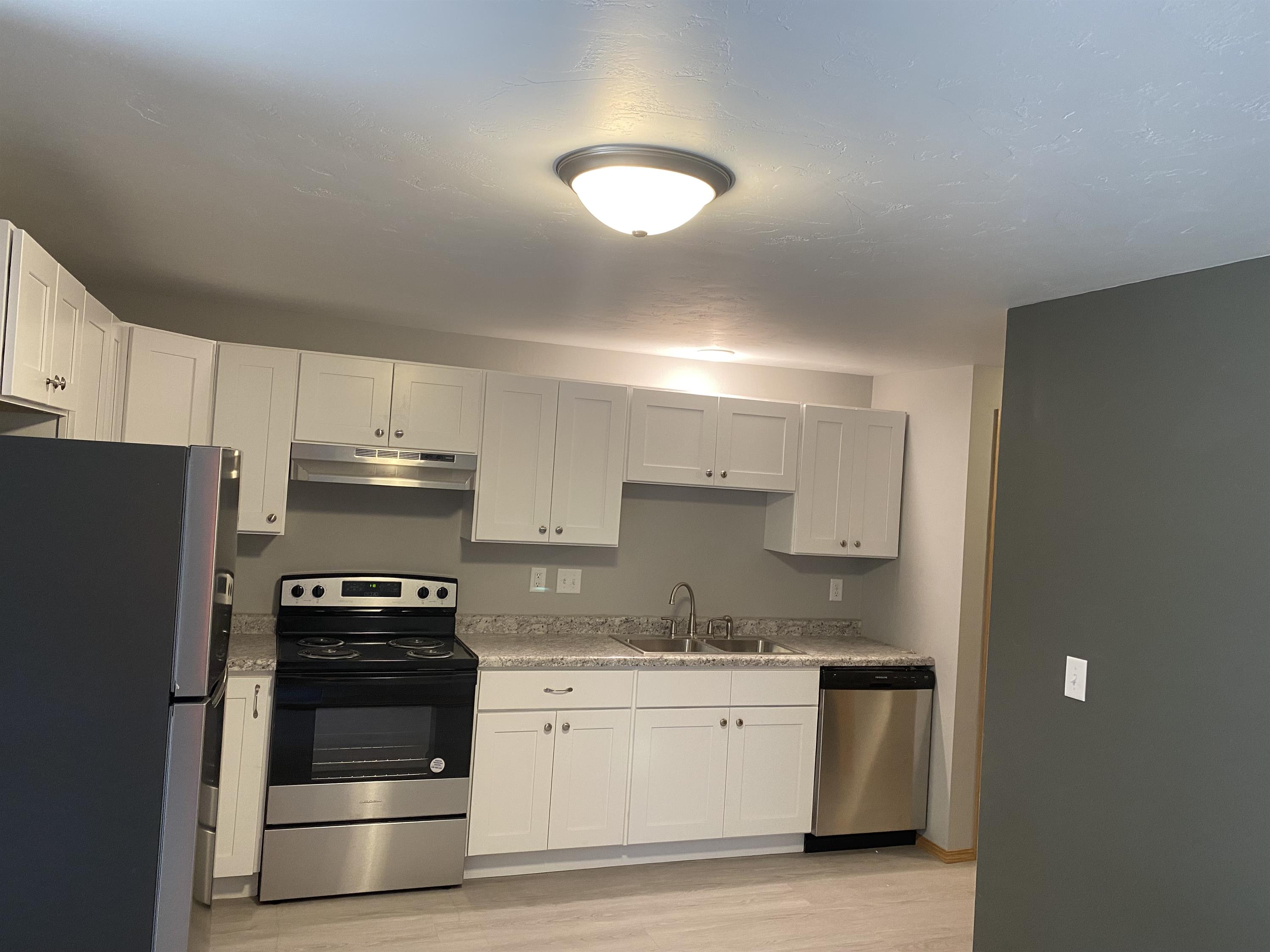 301 Leeland Street - 7