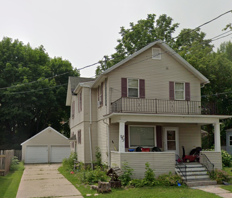 721 West Lawrence Street - 721 1/2