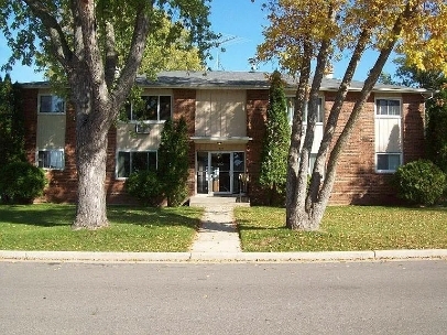 334 Center Street - 7