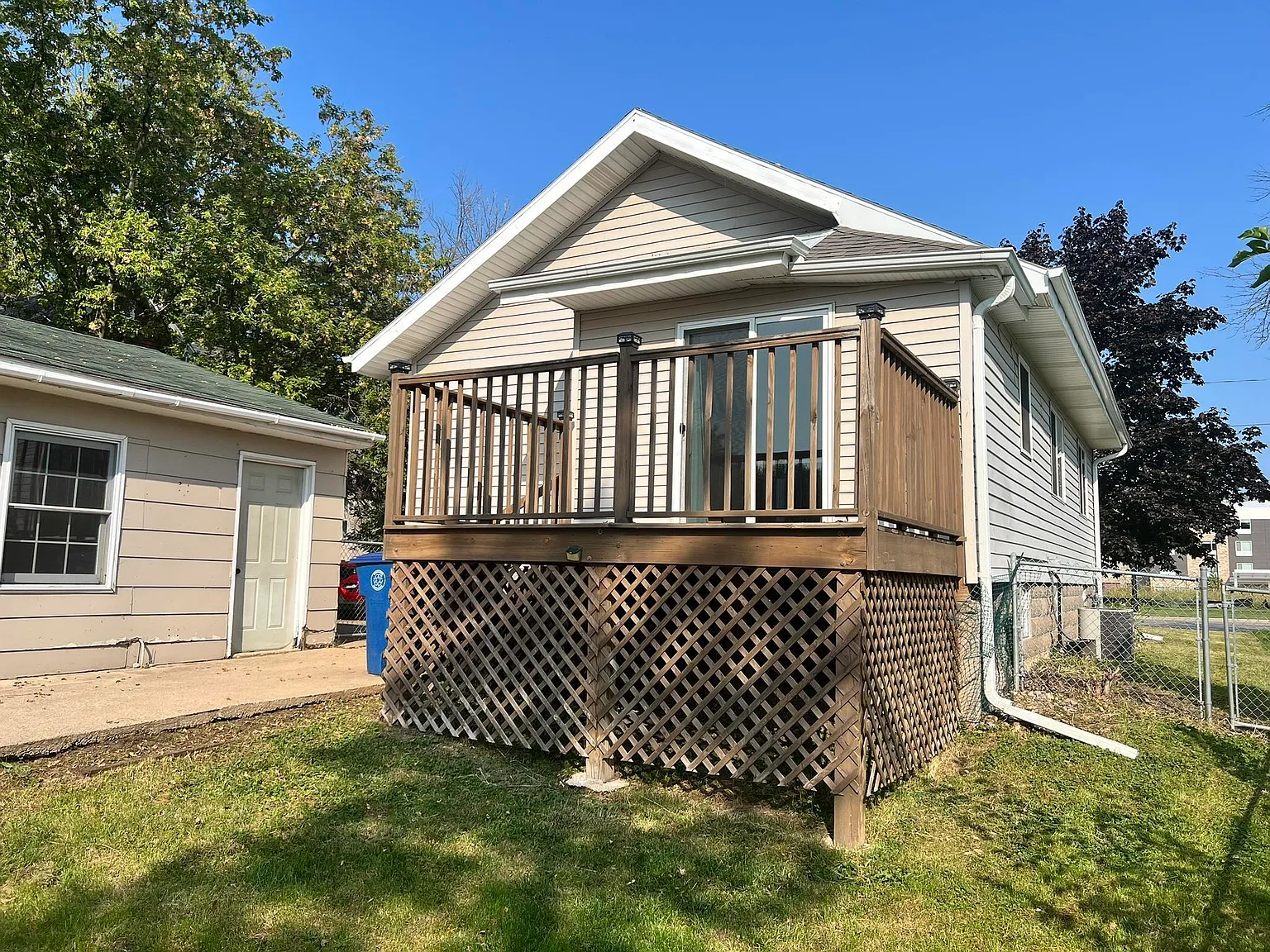 Property thumbnail image