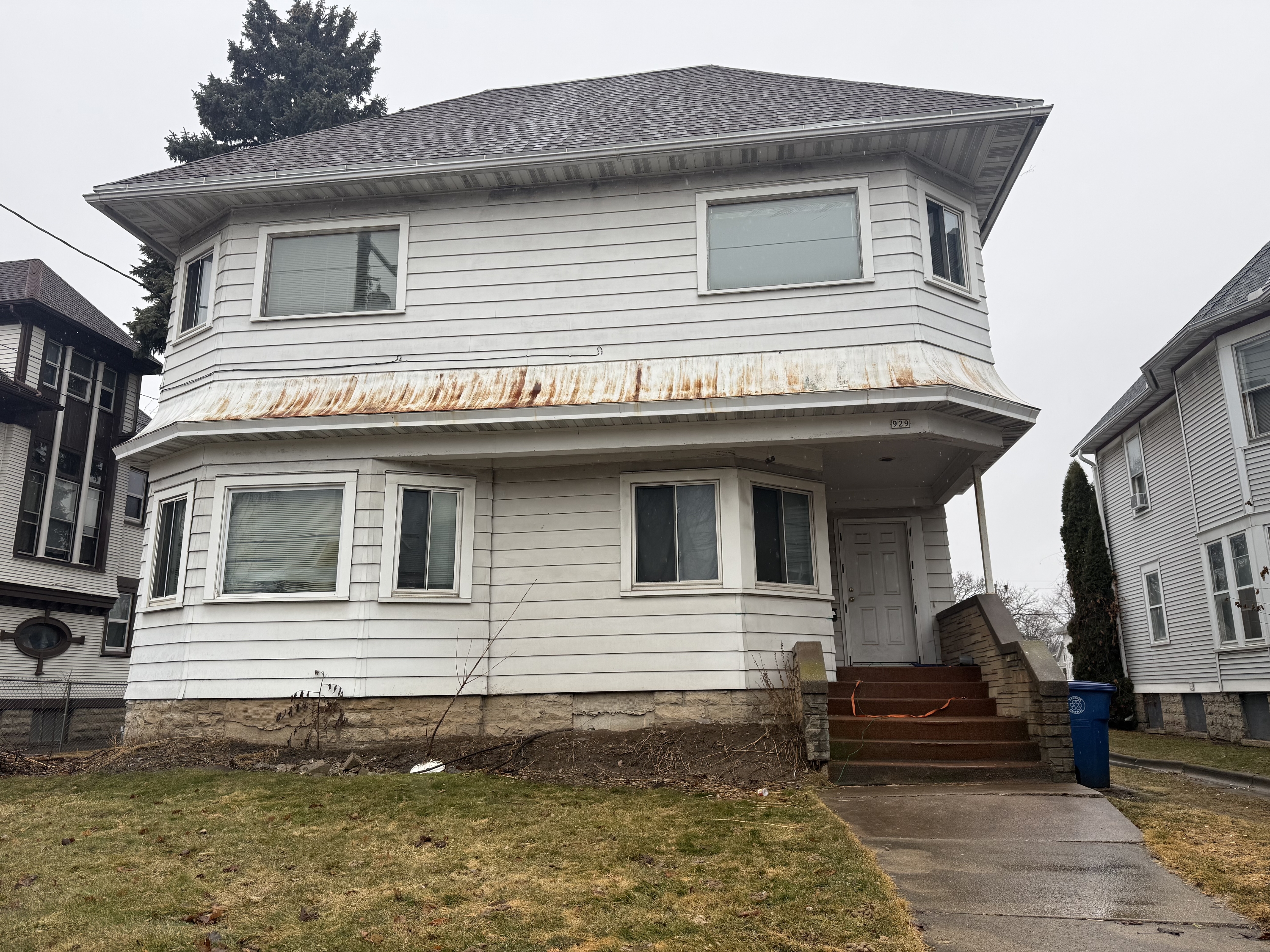 Property thumbnail image