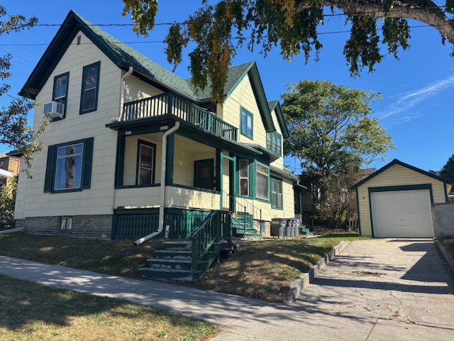 1011 North 10th Street - 1011