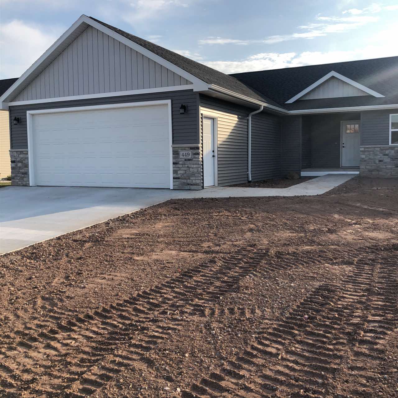 449-451 Longwood Lane - 449