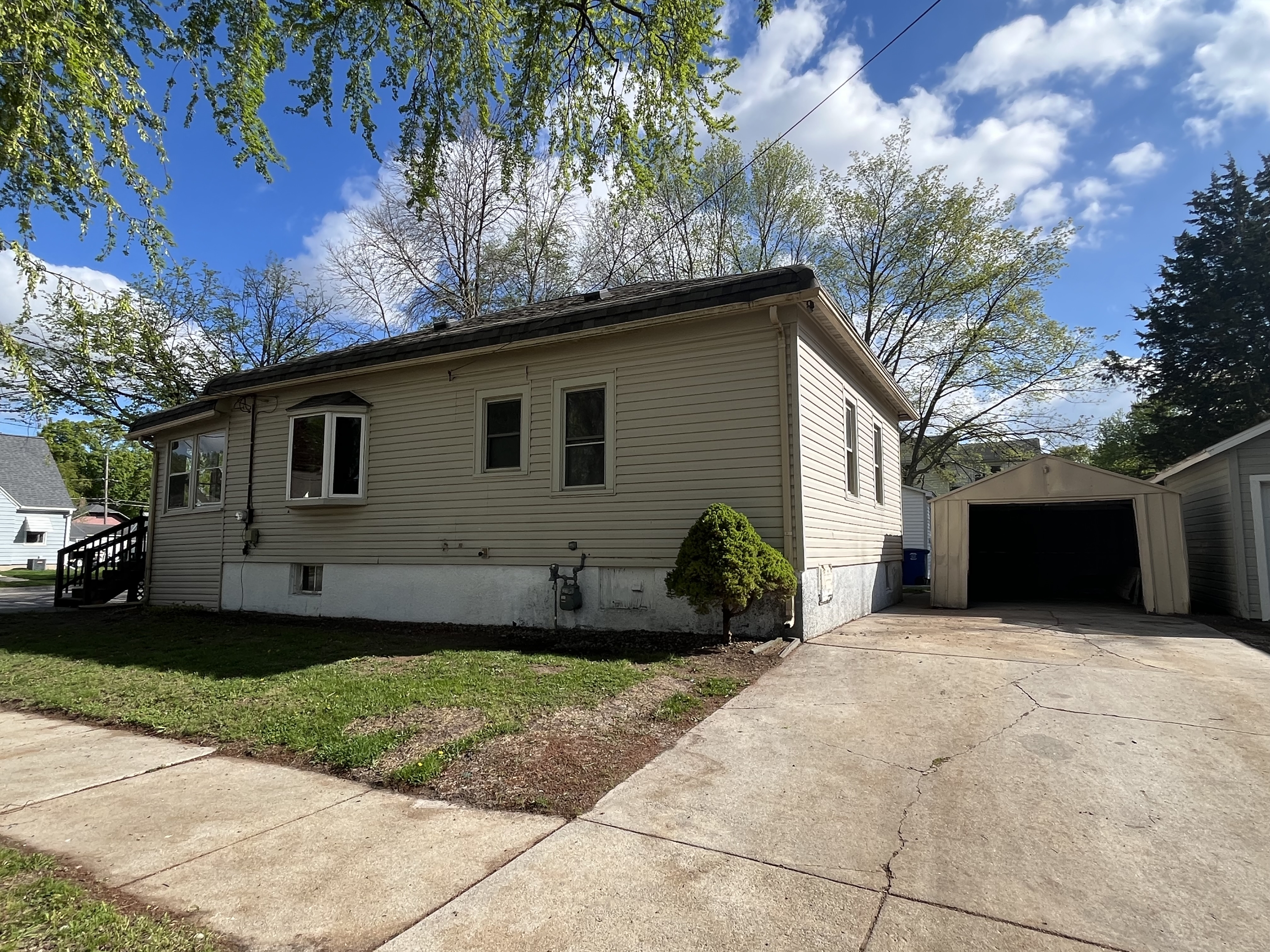 Property thumbnail image
