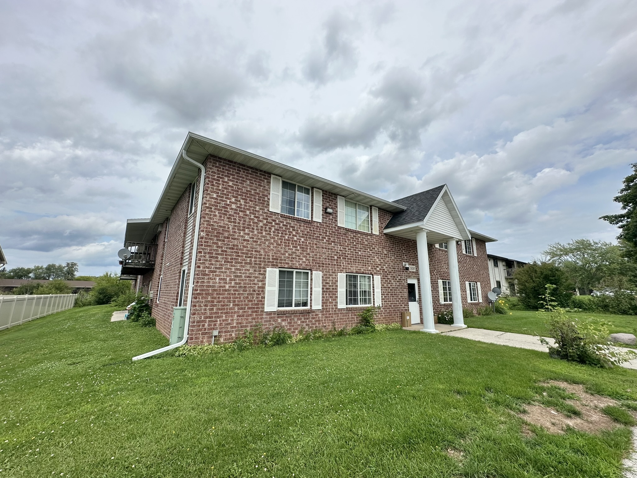 Property thumbnail image