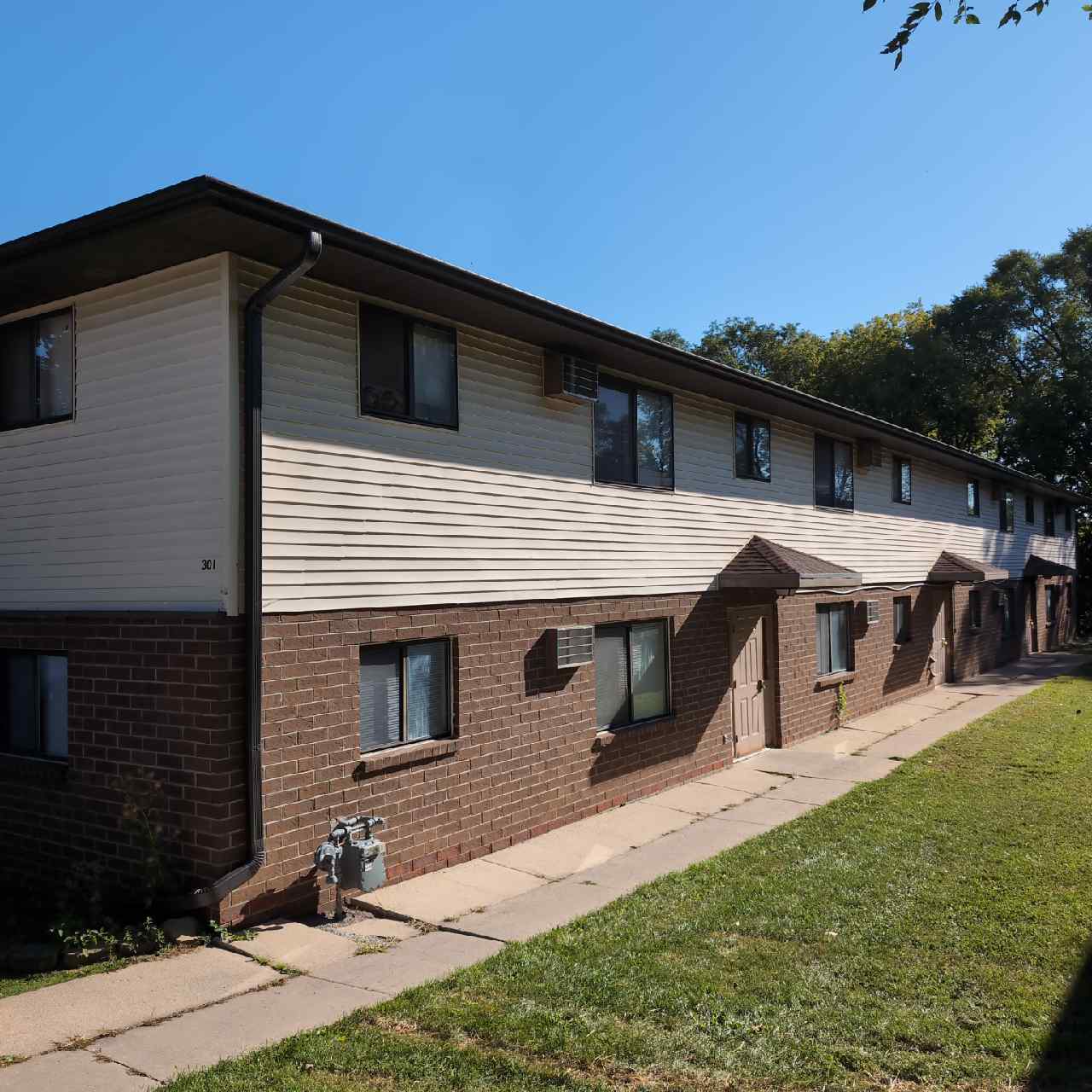 301 Leeland Street - 4