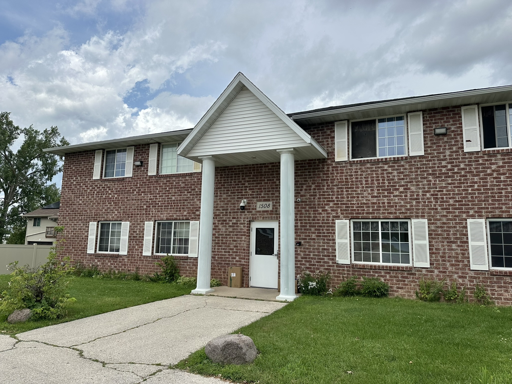 Property thumbnail image