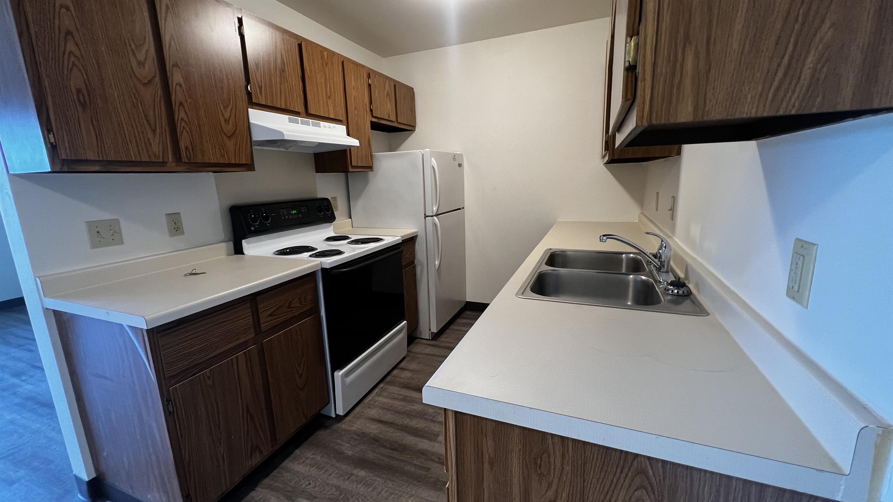 120/130 Memorial Drive - M