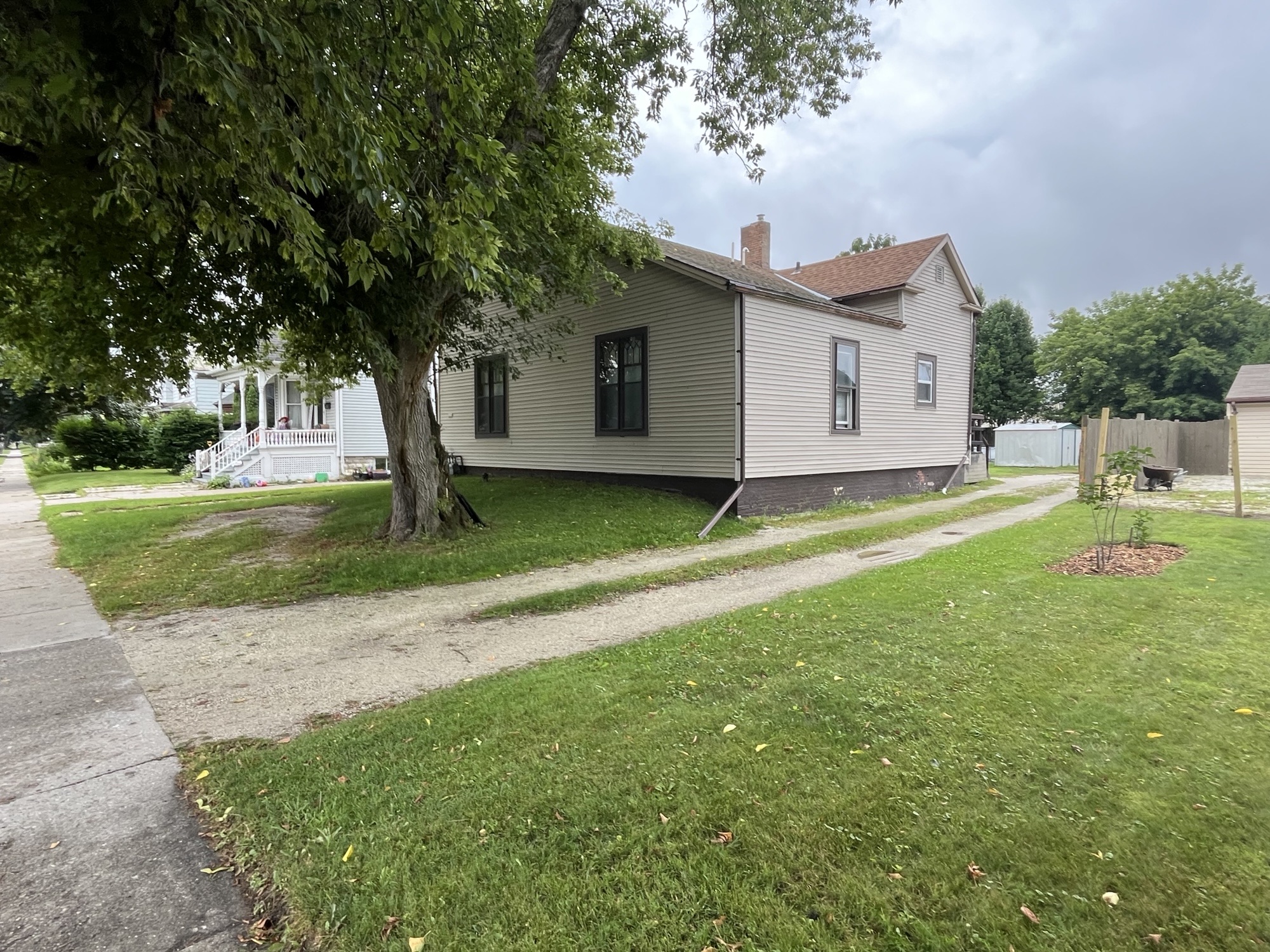 Property thumbnail image