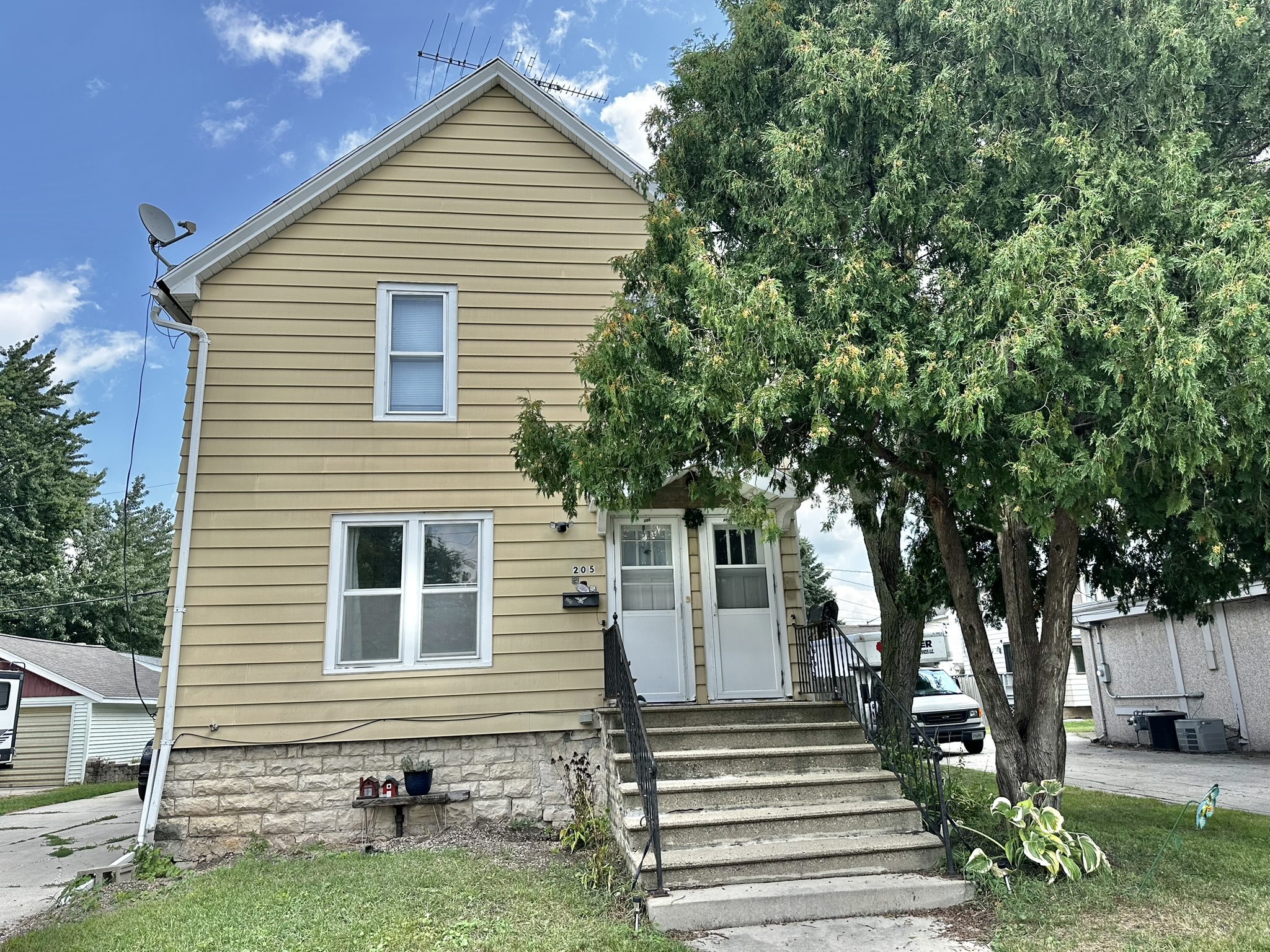 Property thumbnail image