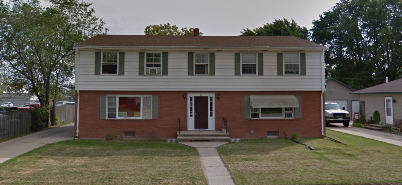 112 Andrew Avenue - 4