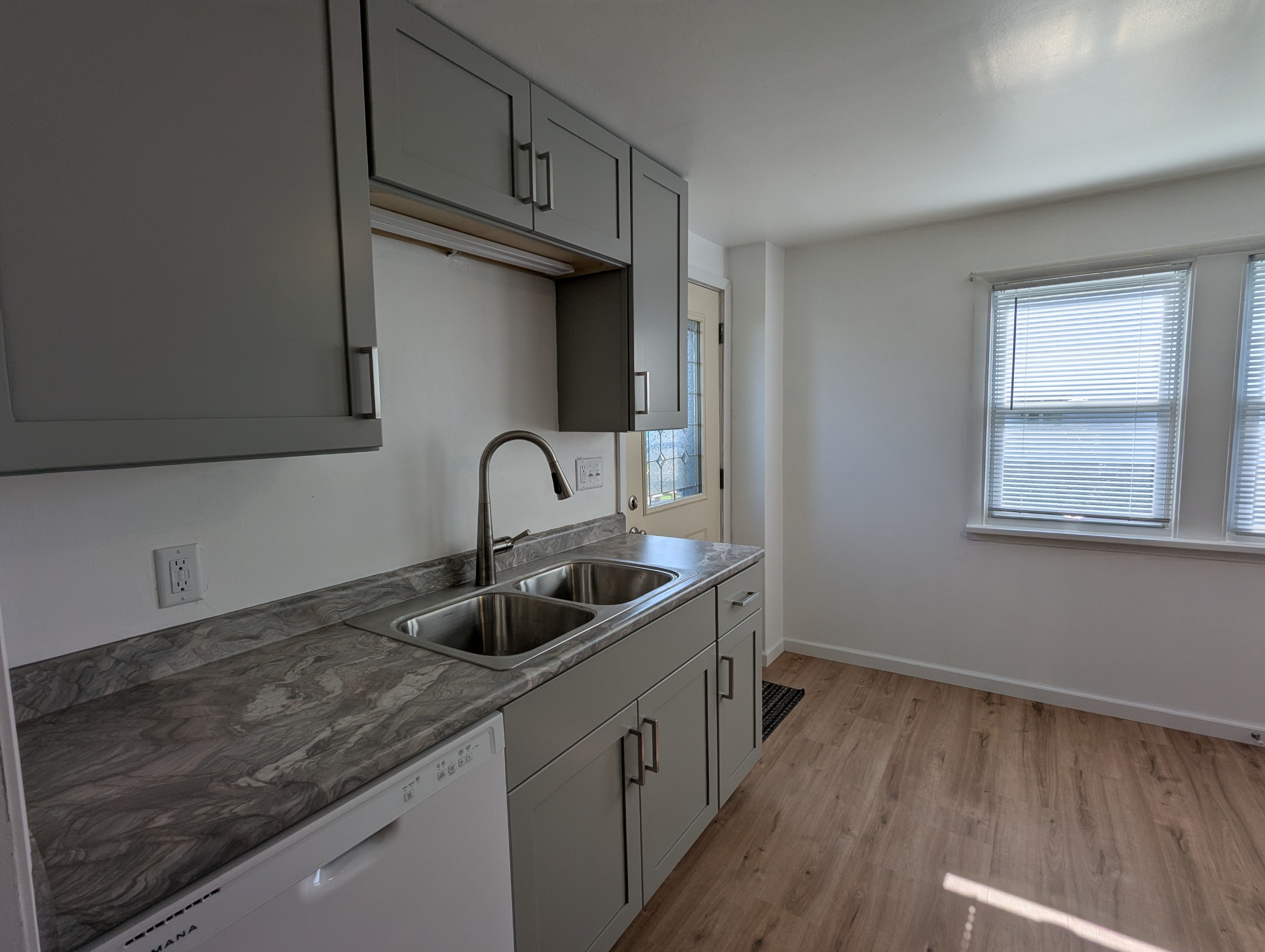 123 3rd Street