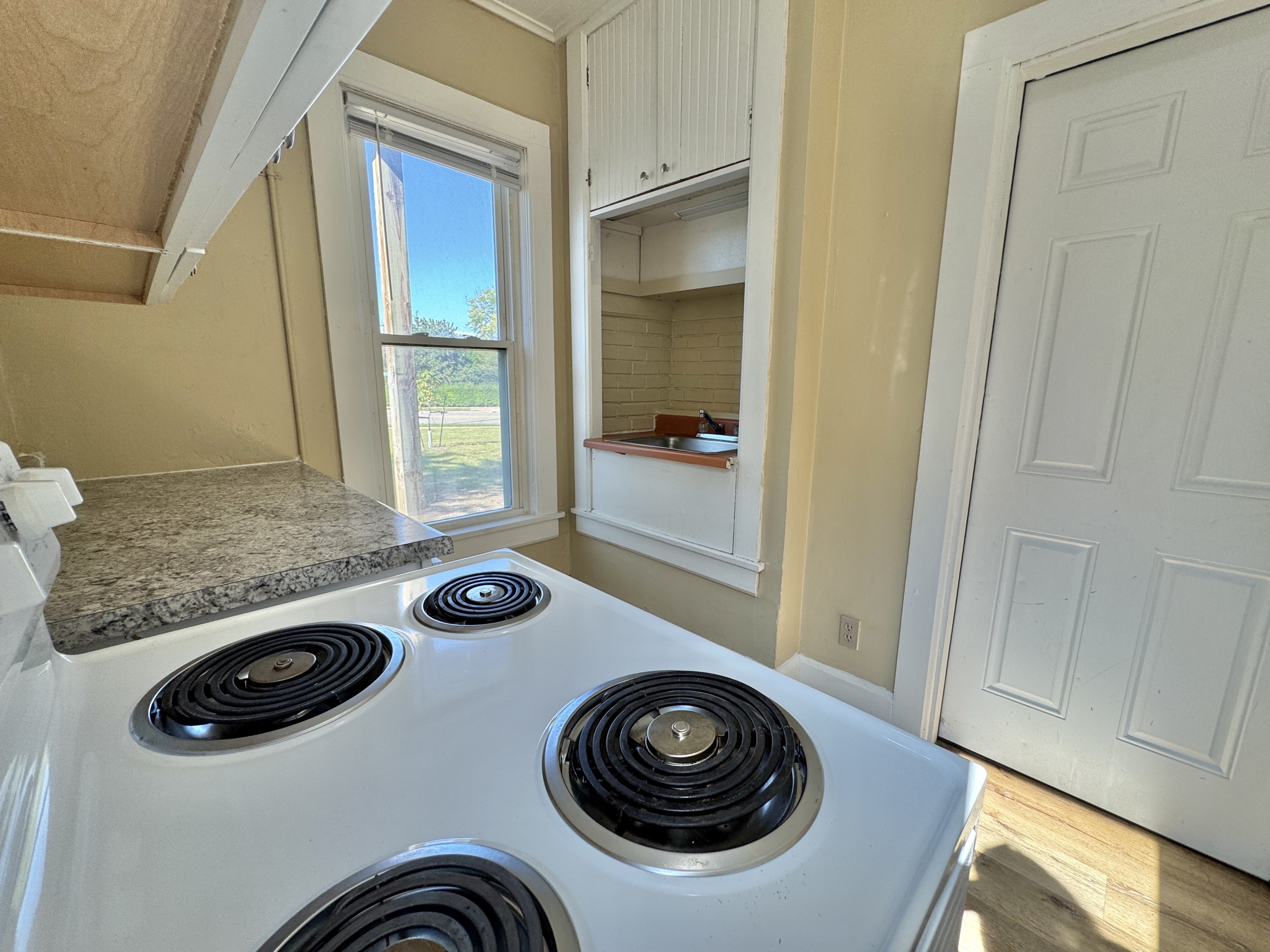 1460 Morrow Street - 2