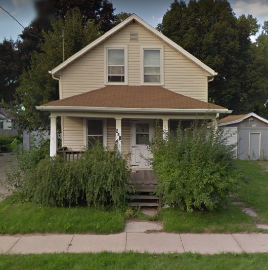 811 Harvey St