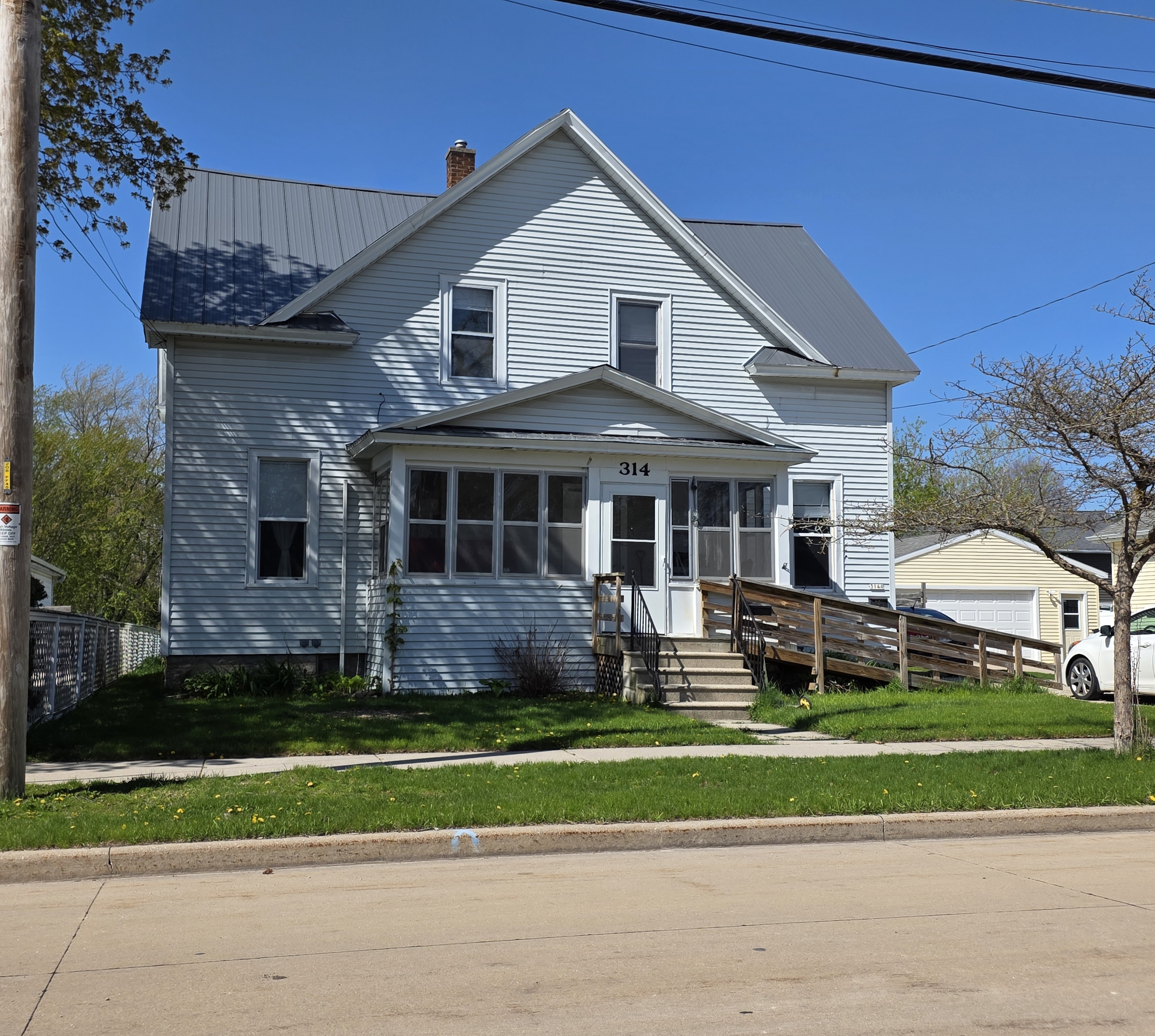 314 West 19th Avenue - Upper