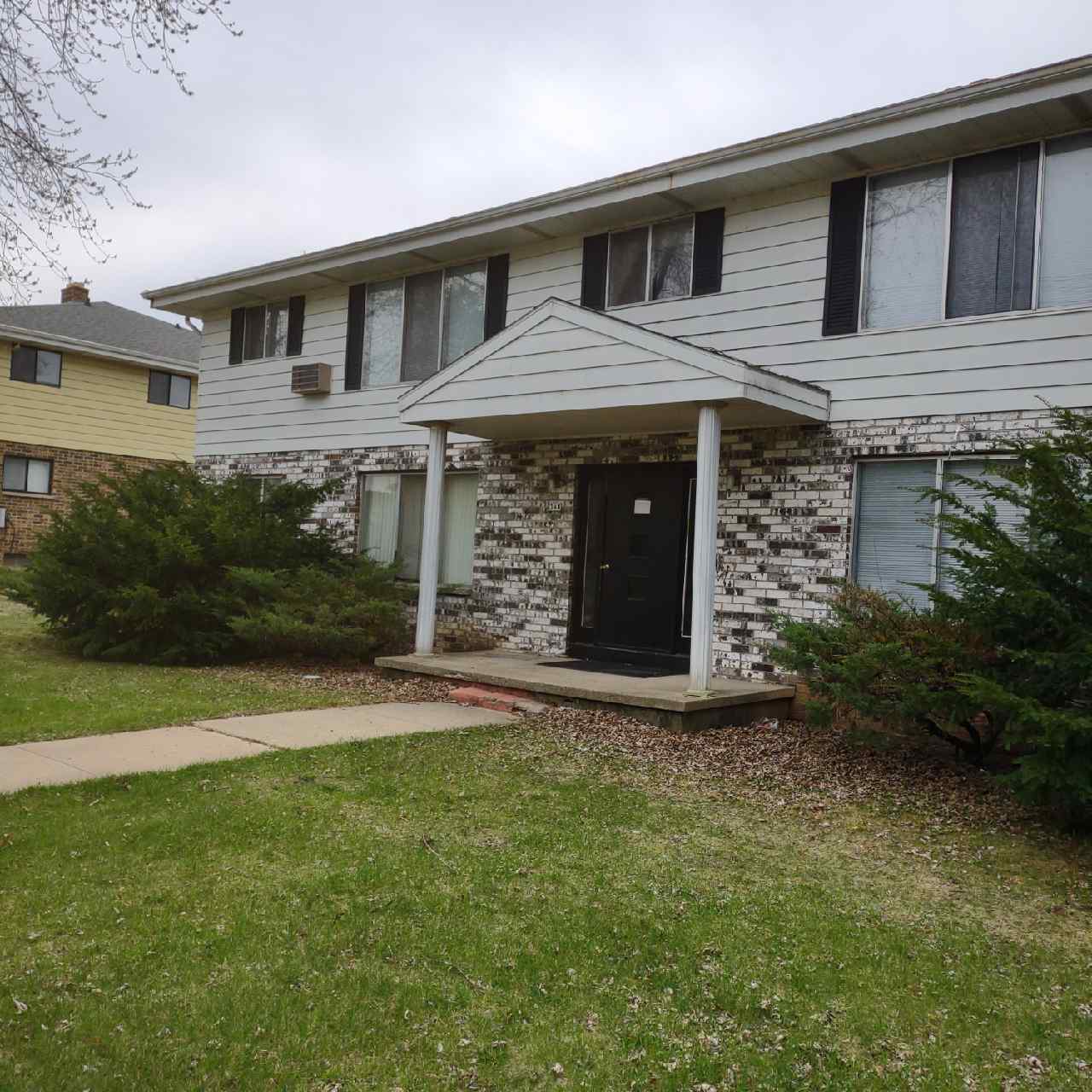 348 East Marquette Street - 7