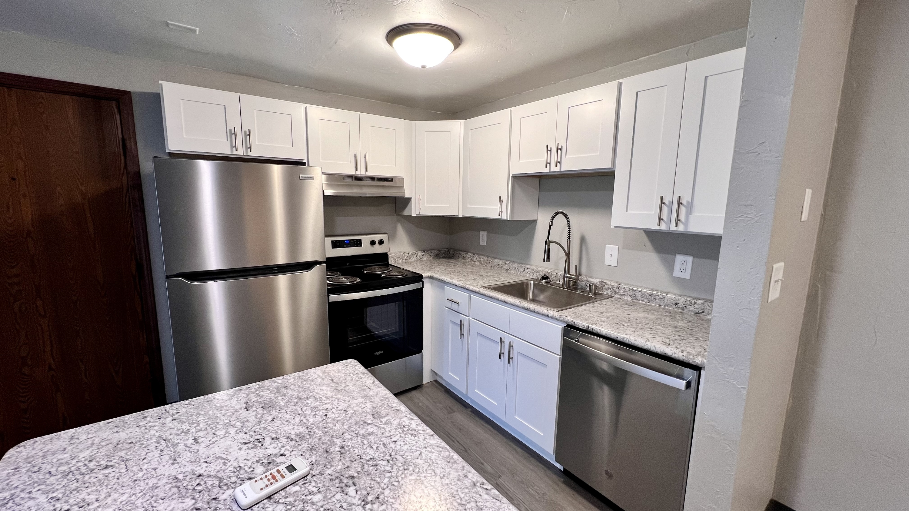 2732 Humboldt Road - 9