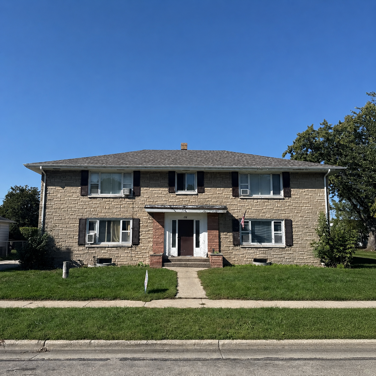111 Andrew Avenue - 4
