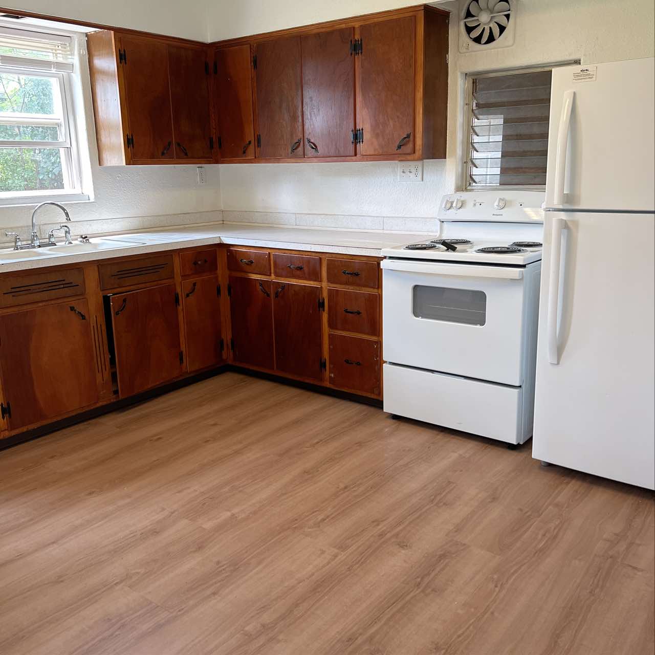 117 East Union Street - 1