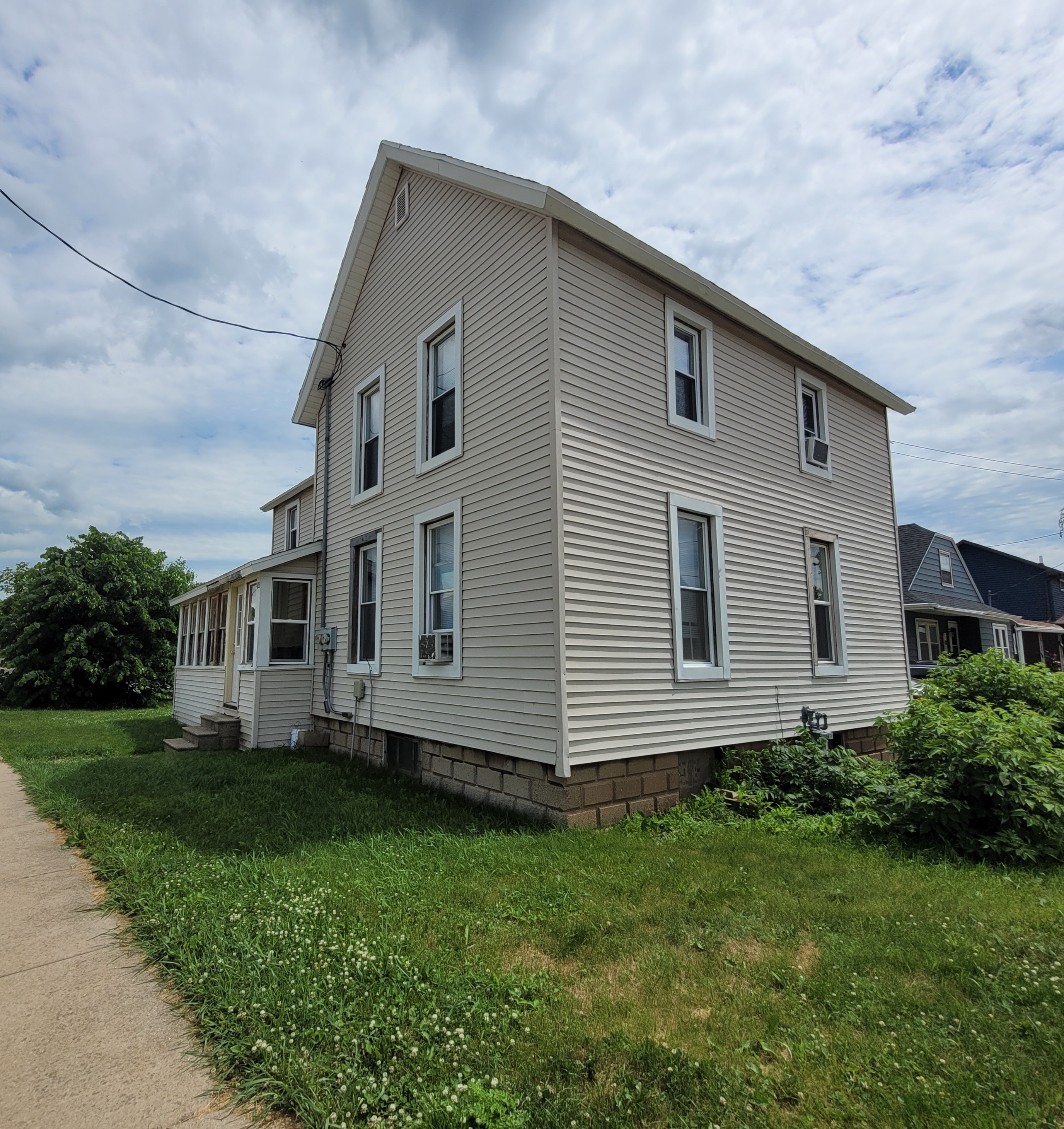 423 Draper Street - 423 1/2