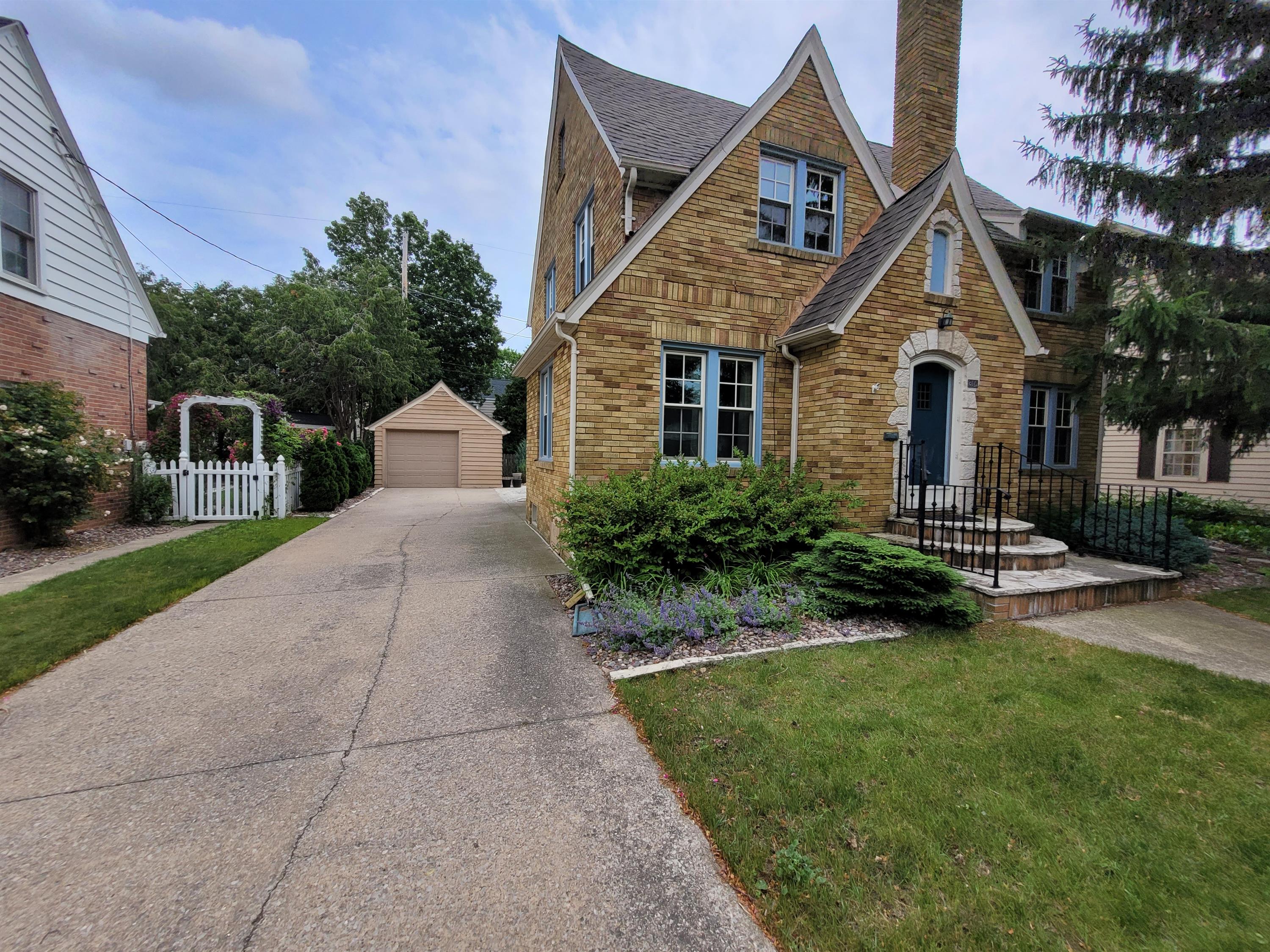 Property thumbnail image