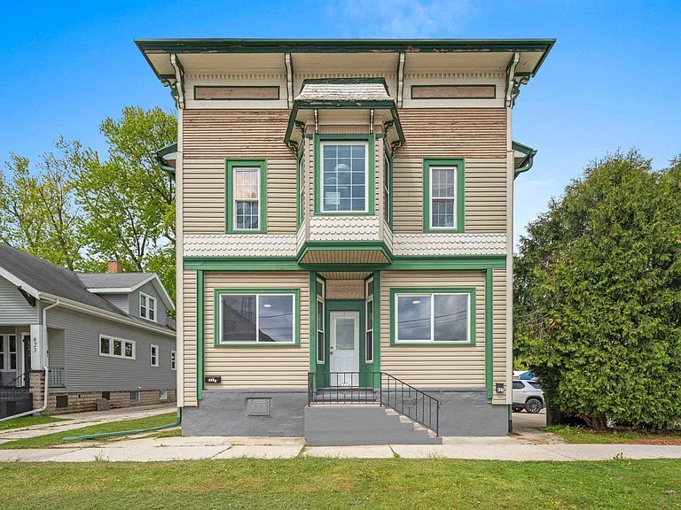 627 7th Street - Lower