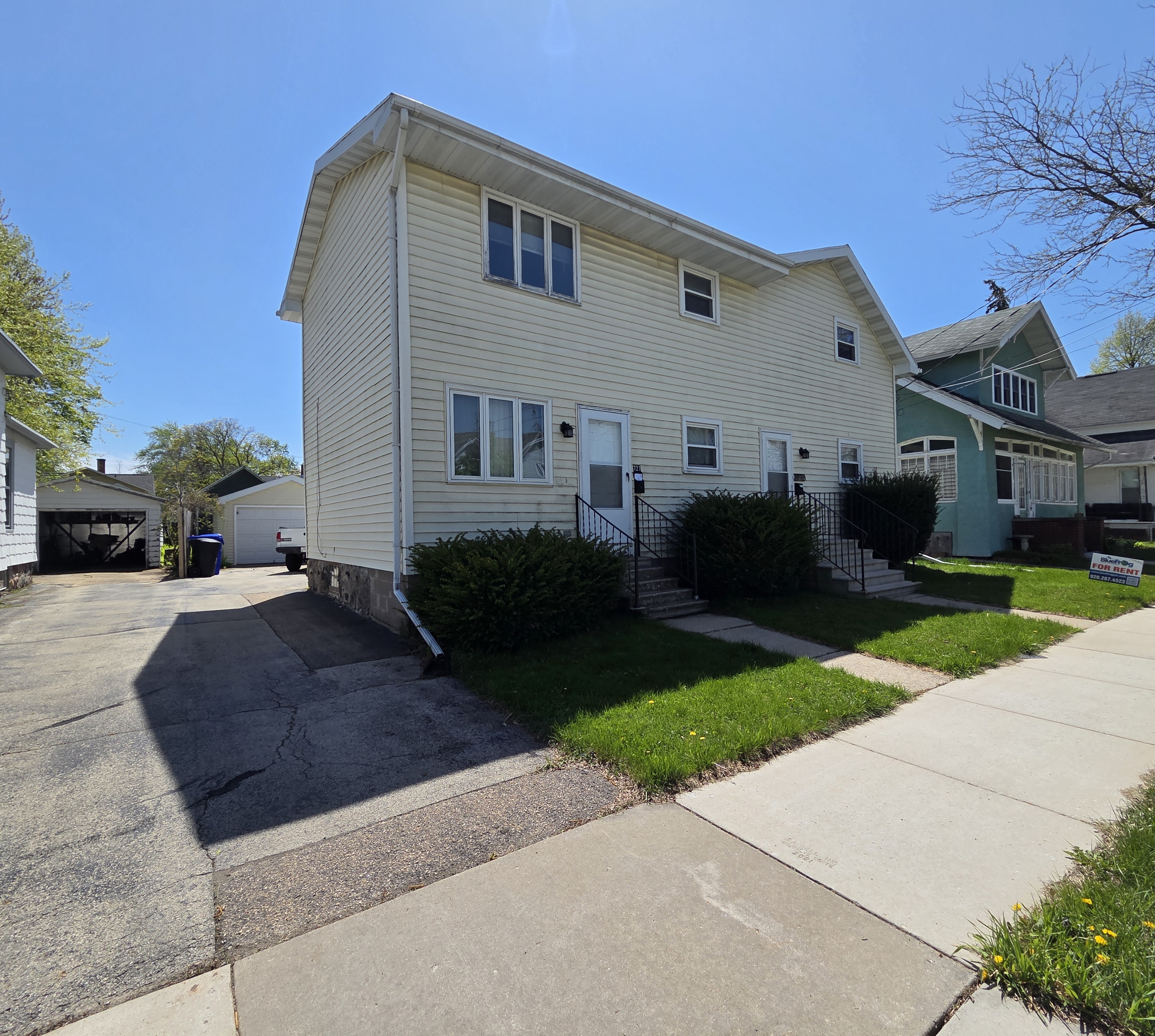 727 W. Harris St. - 727 1/2