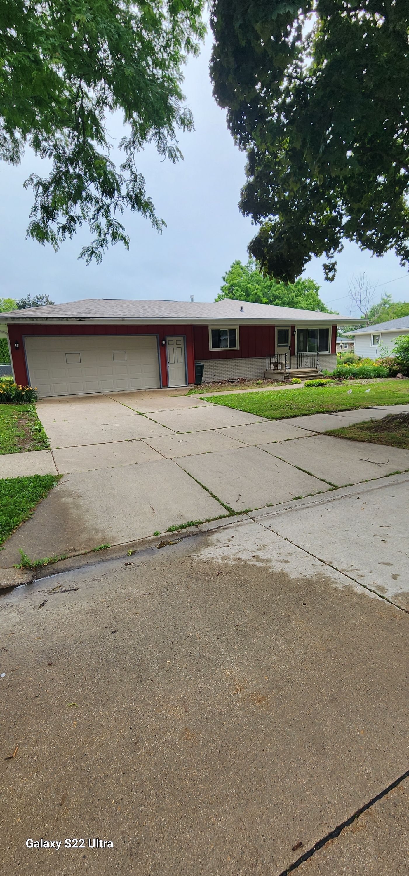 417 South Matthias Street