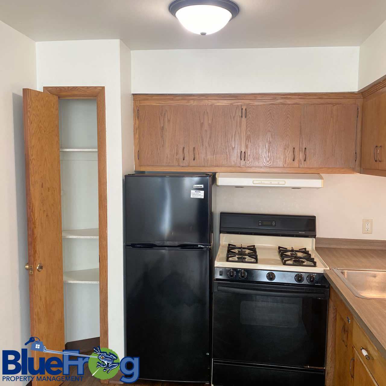 210 North Summit Street - 1