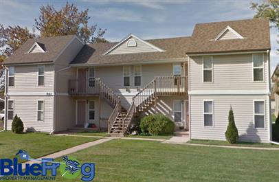 927 Louise Street - 1