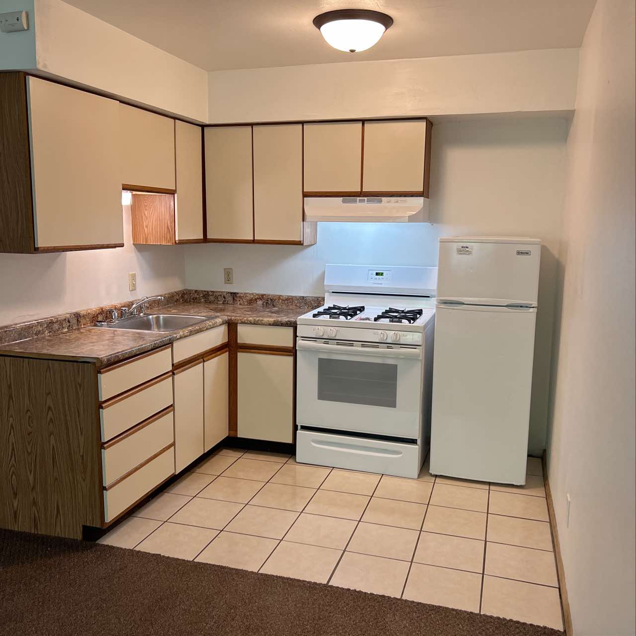 210 North Summit Street - 3