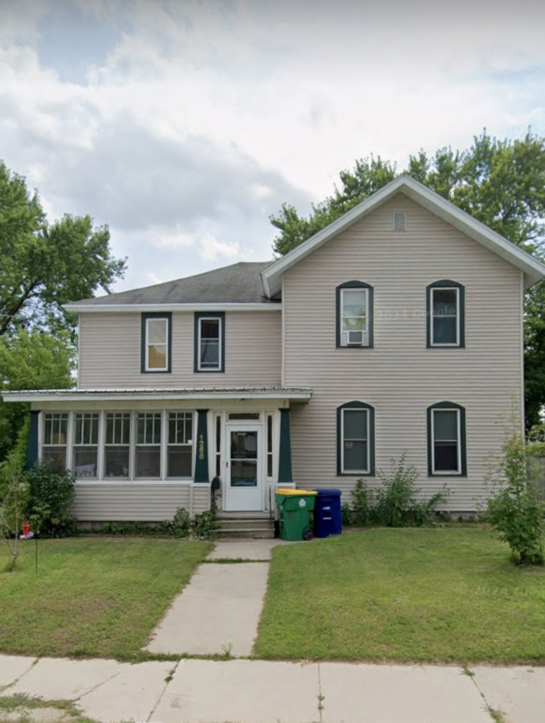 Property main image