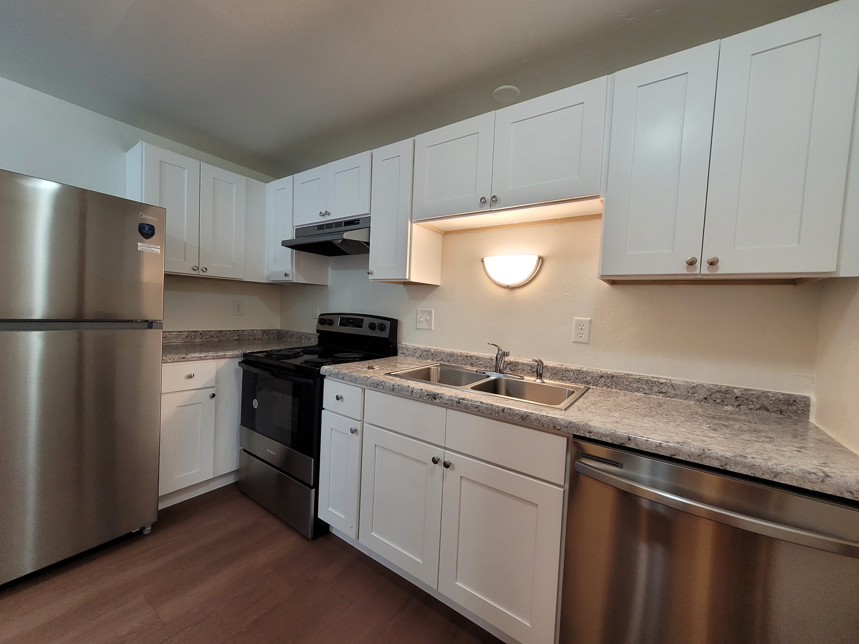 308 Leeland Street - 4