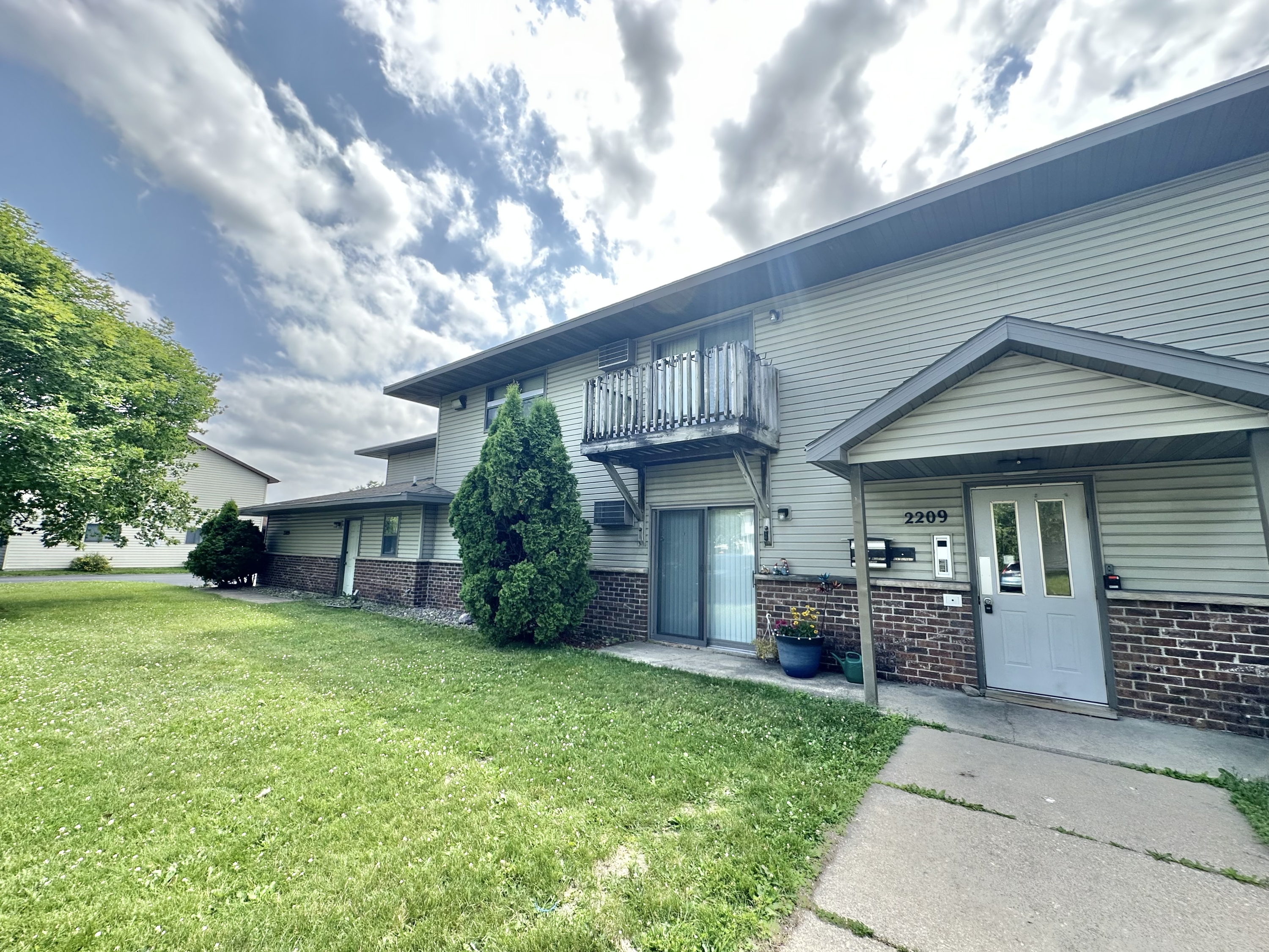 Property thumbnail image