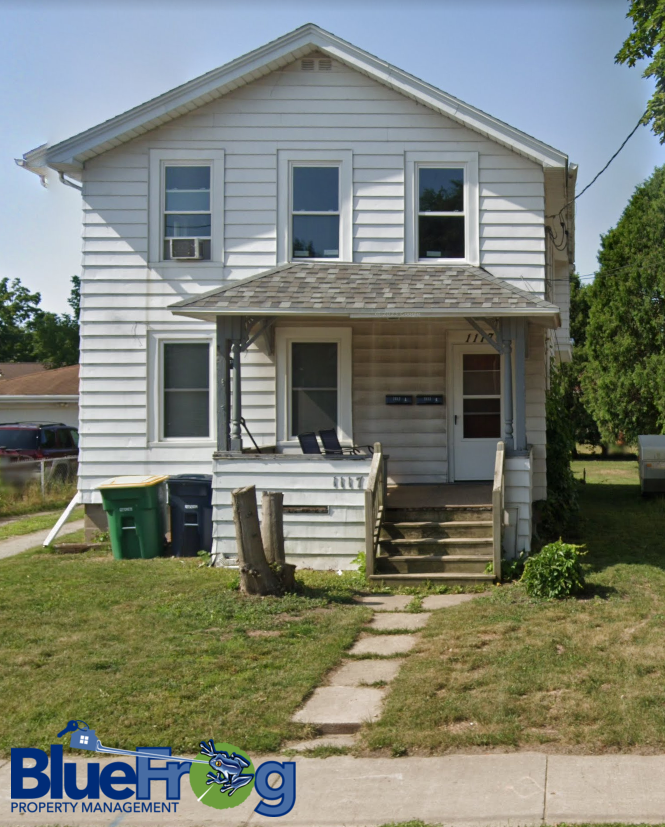 1117 Dousman Street - Upper