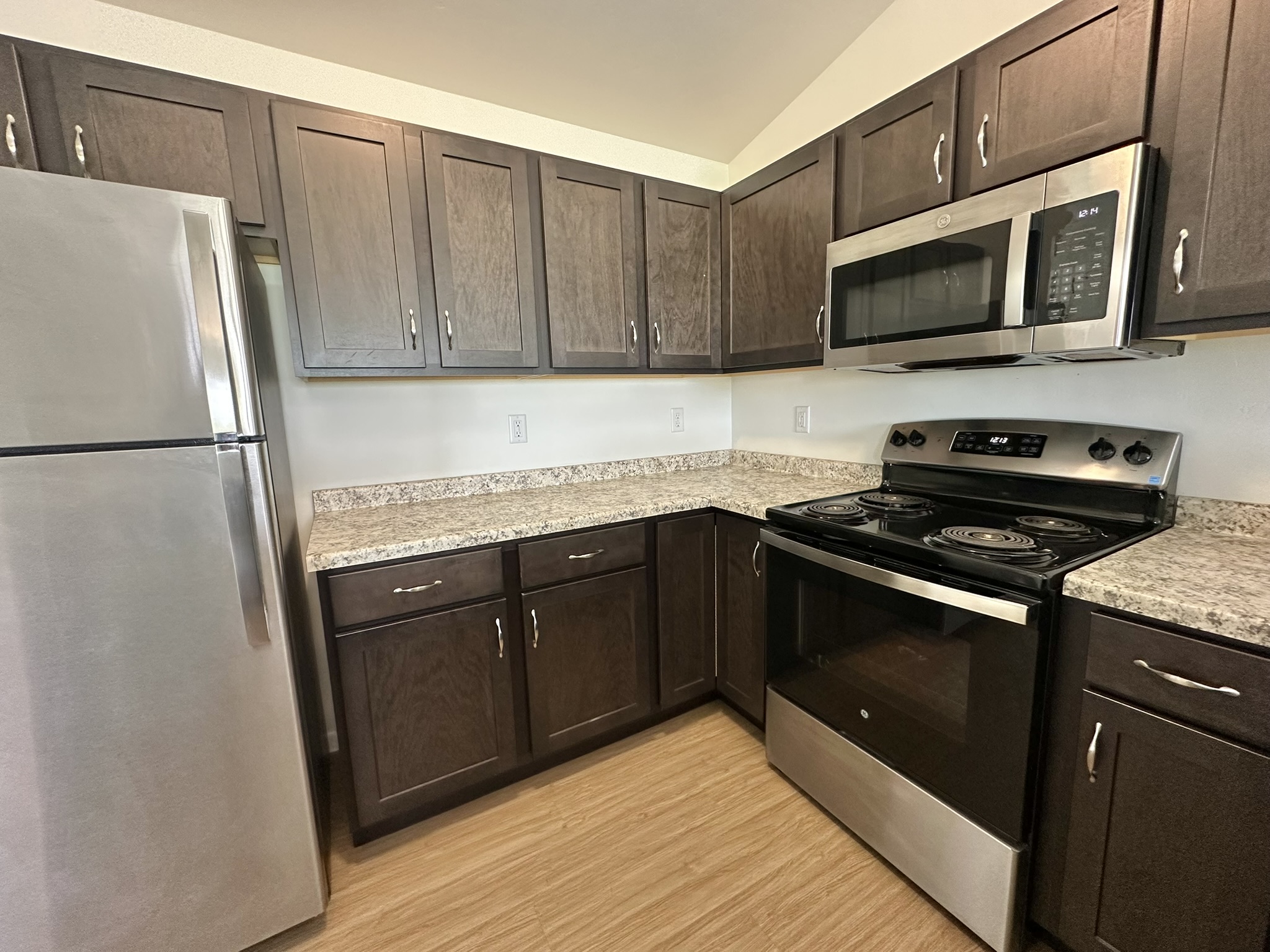 Urban Loft - 303 North 3rd Street - 6