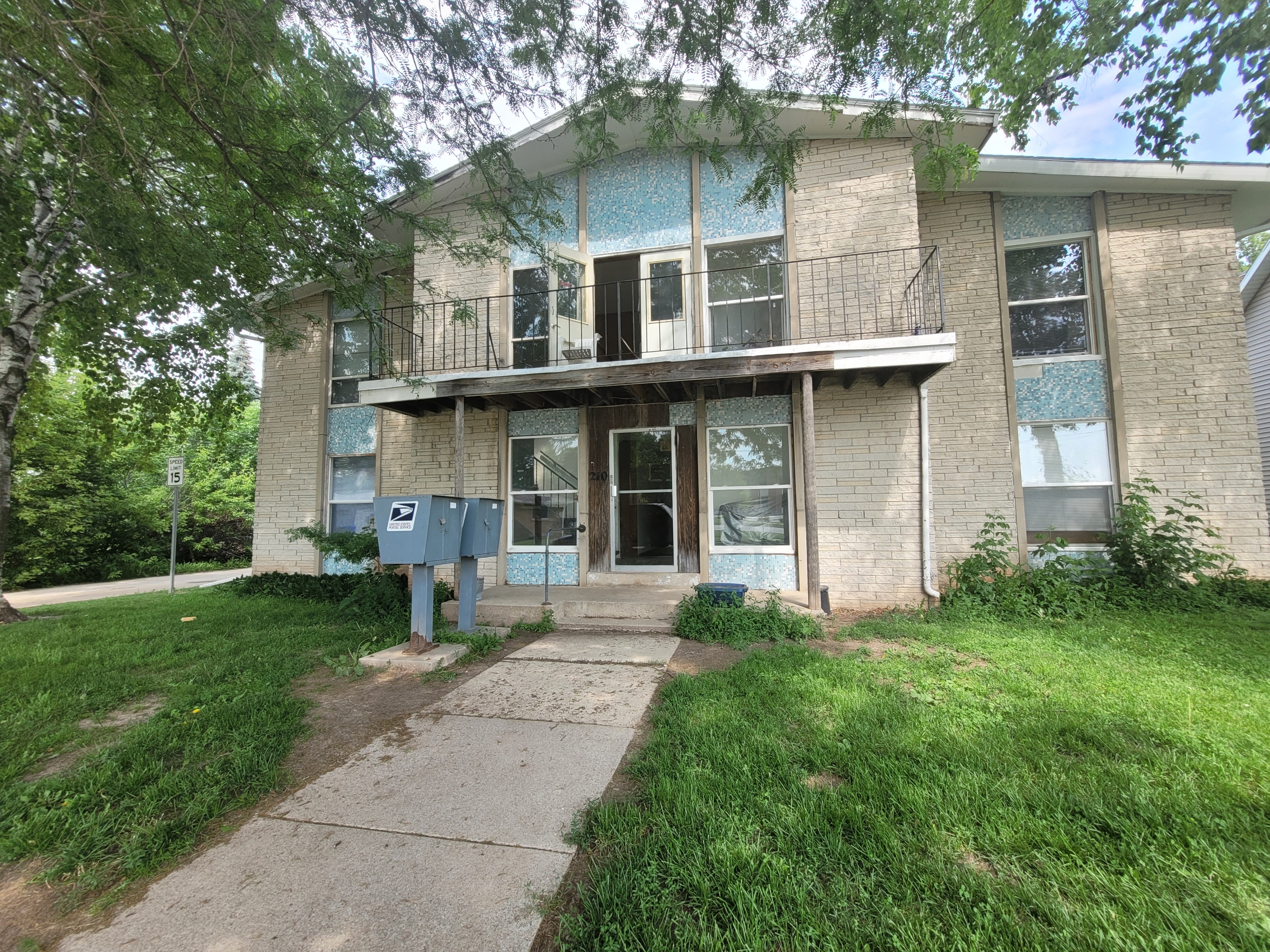 210 North Summit Street - 17