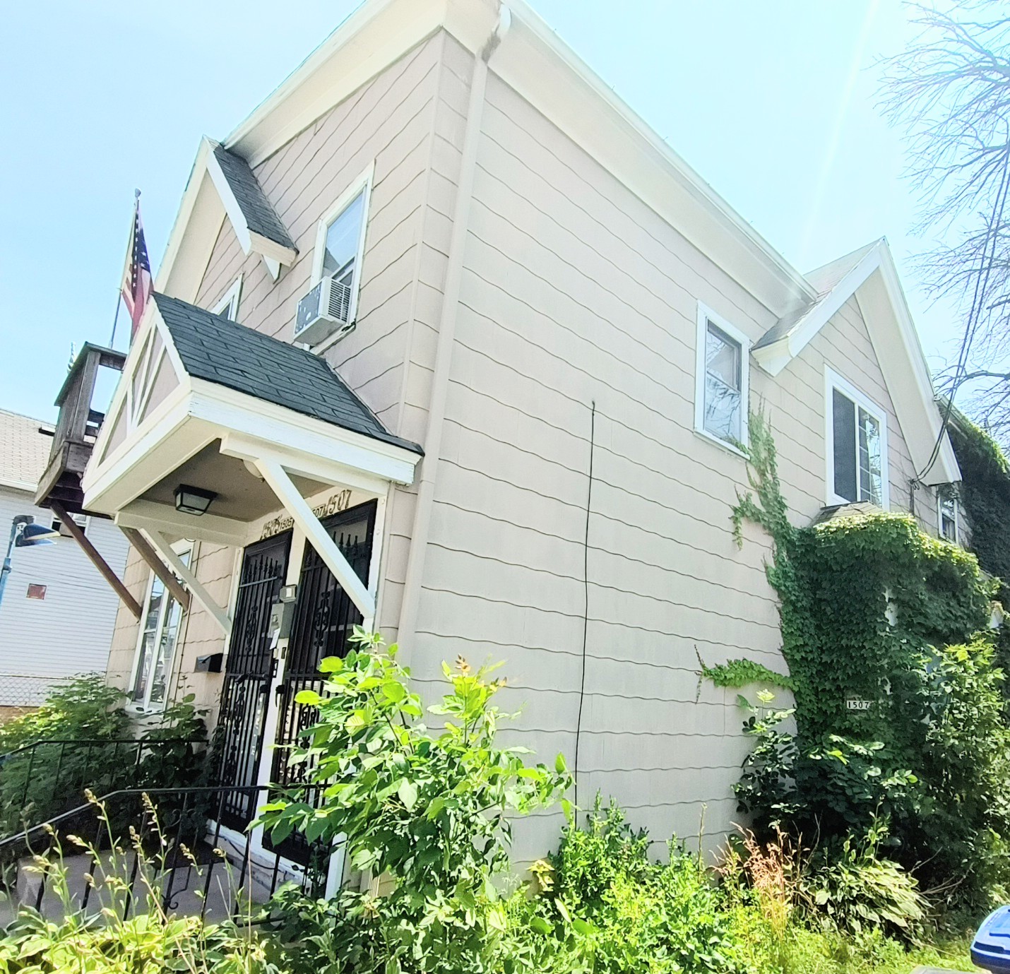 Property thumbnail image